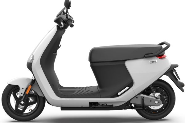 E110L electric car compact city design