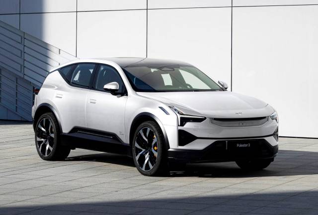 Extended-range electric vehicle driving on highway