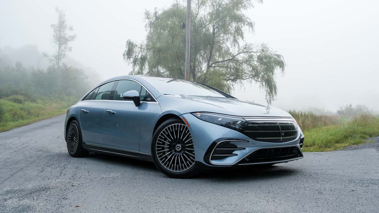Mercedes EQS and EQE electric sedans return to American showrooms