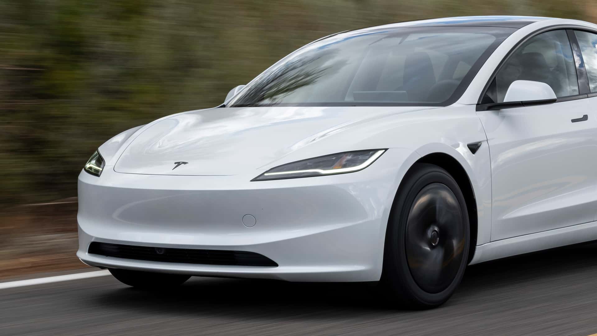 Base Tesla Model 3 exceeding its official EPA range rating