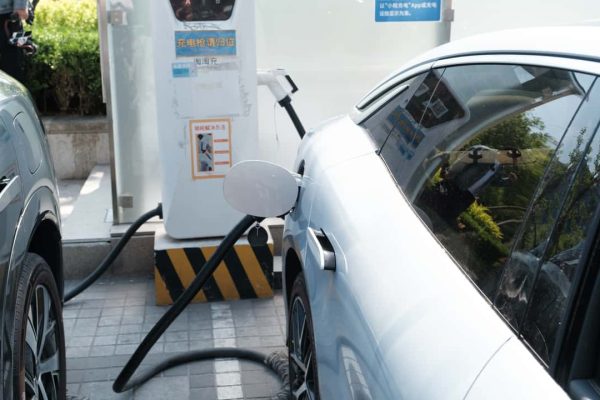 China expands EV charging network at record pace in 2025