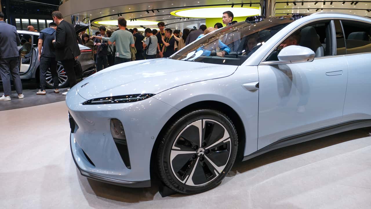 Nio electric vehicle battery swap station in action