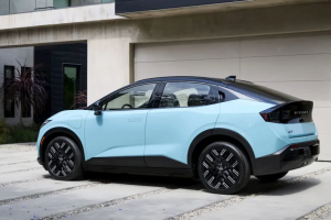 A chart showing the 21% growth in European EV sales versus the 36% decline in North America.